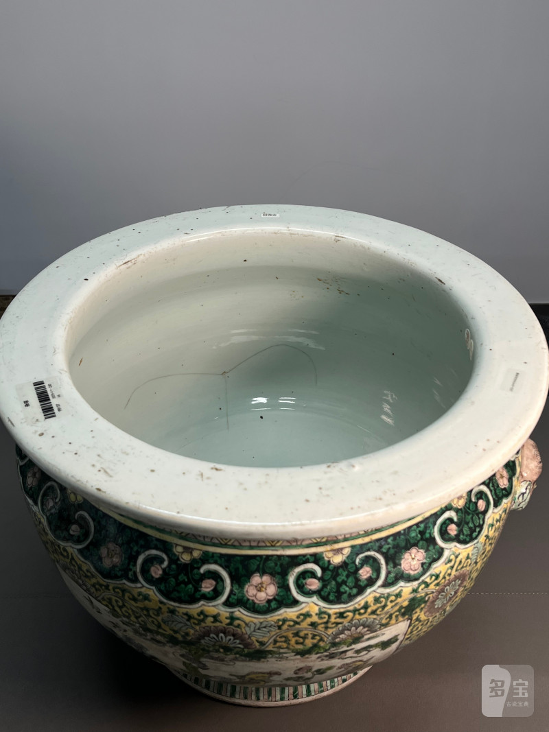 清光绪  素三彩花卉开光花鸟纹铺首缸 - 图20